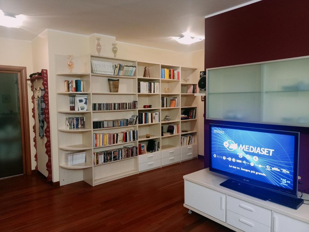 Апартаменти A Casa Di Nina Аоста Екстер'єр фото